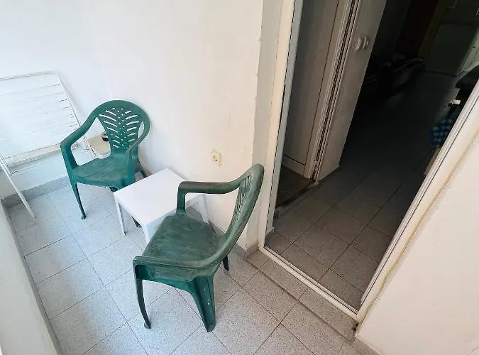 несебър, къща със под наем с баня, тоалетна и тераса само на 400метра от двата плажа в * Nessebar